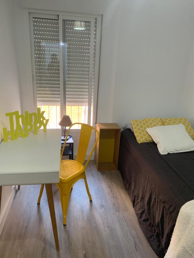 Centro Grupos Parking Gratis 3 * Málaga